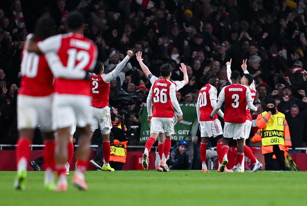 NBA｜还得是库里！单节20分累计达到45次创造历史