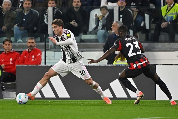 [中超]特谢拉外围突施冷箭 一记世界波破门