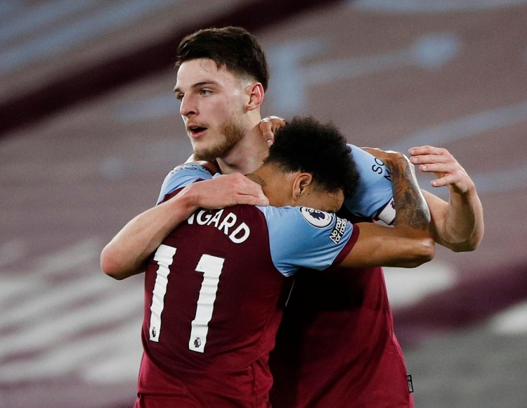 英超-利物浦遭世界波绝平2-2富勒姆