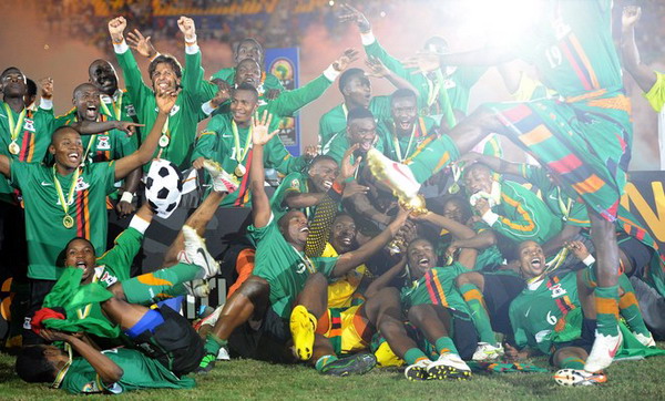 NBA今日最新赛况汇总 强强对话比分结果全解析