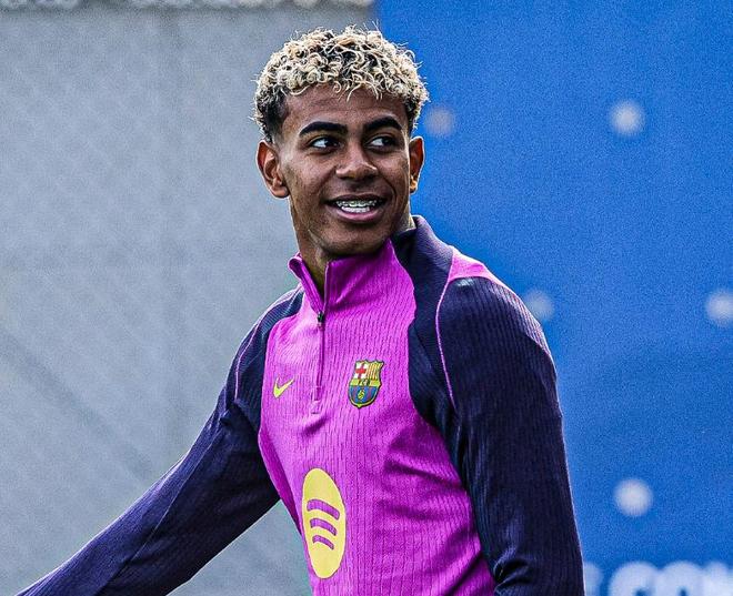 2025和平精英香港邀请赛落幕：深圳WBG夺冠进军电竞世界杯